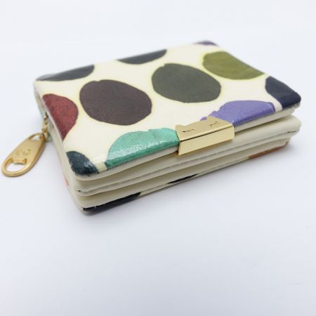  tsumori chisato ツモリチサト 二つ折り財布　ねこ ホワイト 【送料無料】