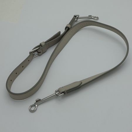  theory セオリー ショルダー紐付きハンドバッグ アイボリー 一部地域を除き送料無料