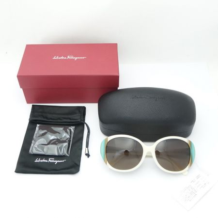  Salvatore Ferragamo サルヴァトーレフェラガモ フェラガモ　サングラス　セルフレーム SF842SA-5 ホワイト