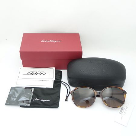  Salvatore Ferragamo サルヴァトーレフェラガモ サングラス SF908-SRA-5 ブラウン 一部地域を除き送料無料