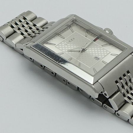  GUCCI グッチ タイムレス レクタングル クオーツ腕時計 138.4 シルバー 一部地域を除き送料無料