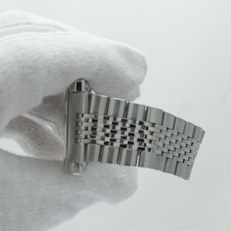  GUCCI グッチ タイムレス レクタングル クオーツ腕時計 138.4 シルバー 一部地域を除き送料無料