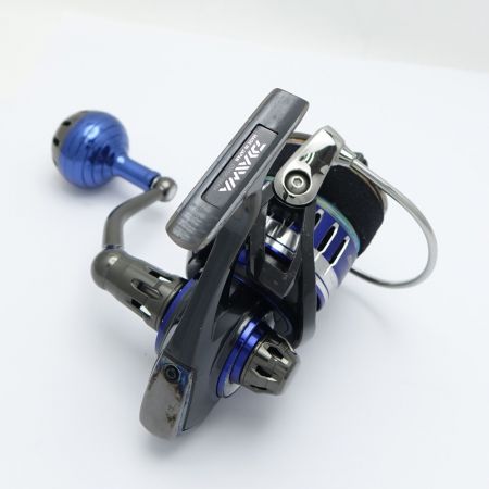  DAIWA ダイワ SALTIGA 4500H ゴリ感あり　剥がれあり SALTIGA 4500H