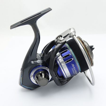  DAIWA ダイワ SALTIGA 4500H ゴリ感あり　剥がれあり SALTIGA 4500H