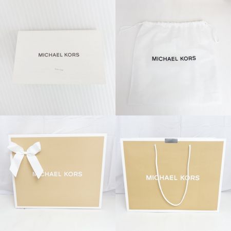  MICHAEL KORS マイケルコース ハンドバッグ　2WAYバッグ 35TOSCFM2B ライトグレー 一部地域を除き送料無料