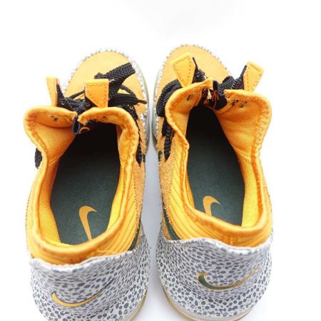  NIKE ナイキ レブロンサファリロースニーカー　26cm CD9471-800 イエロー x グレー 一部地域を除き送料無料