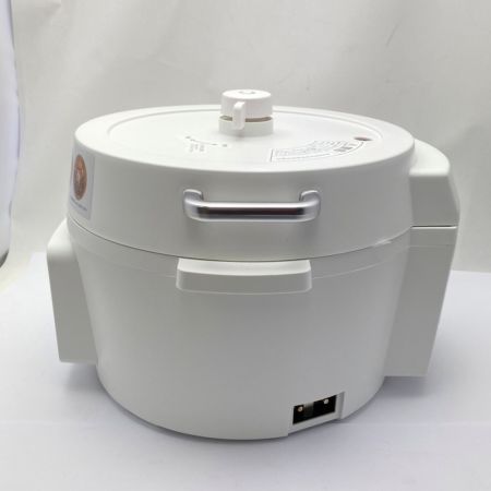  IRISOHYAMA アイリスオーヤマ 電気圧力鍋　4.0L PC-MA4-W 一部地域を除き送料無料