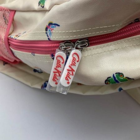  Cath Kidston キャスキッドソン 蝶柄　リュック　バックパック ホワイト/蝶柄 x ピンク 一部地域を除き送料無料
