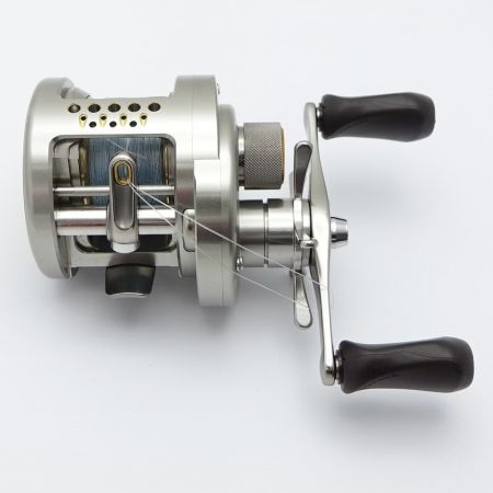  SHIMANO シマノ 03カルカッタコンクエスト 201DC キズ有 箱付 RH461201 一部地域を除き送料無料