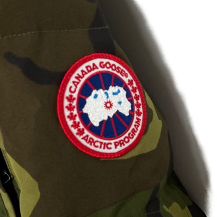 CANADA GOOSE カナダグース ウィンダム ダウンジャケット 迷彩柄 S