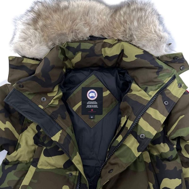 中古】 CANADA GOOSE カナダグース ウィンダム ダウンジャケット 迷彩