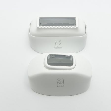  Panasonic パナソニック 光美顔器　光エステ（ボディ＆フェイス用） ES-WH95 ピンク調 一部地域を除き送料無料