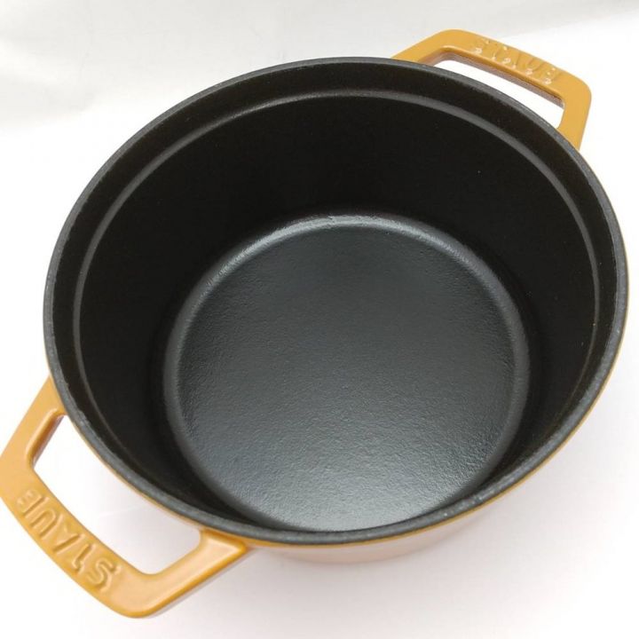 未使用品Staub ストウブピコ・ココットラウンド 18cm (マスタード) ストウブ ピコ ココット ラウンド 18cm [マスタード] (鍋) 価格比較
