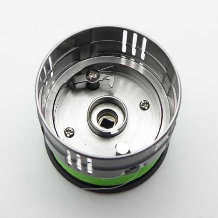  SHIMANO シマノ スプール　Vanquish　C2000SHG Vanquish