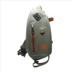 ◆◆ FISHPOND サンダーヘッド・サブマーシブルスリング ｻﾝﾀﾞｰﾍｯﾄﾞｽｳｨﾝｸﾞﾊﾞｯｸﾞ グリーン系 一部地域を除き送料無料 Aランク