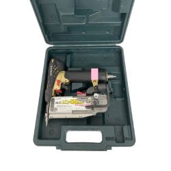◆◆ HITACHI 日立 電動工具 高圧ピンタッカー　記名有り NP55HM Bランク