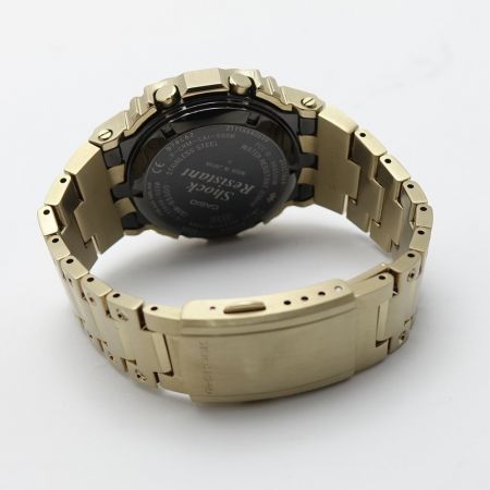  CASIO カシオ G-SHOCK　デジタルウォッチ　フルメタル タフソーラー GMW-B5000GD 一部地域を除き送料無料