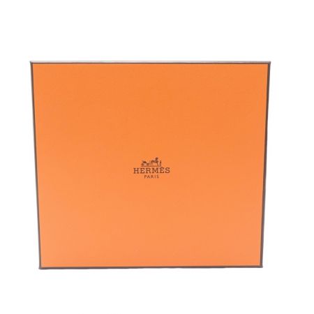  HERMES エルメス ブルーダイユールマグ 030338P ホワイト x ブルー 【一部地域を除き送料無料】