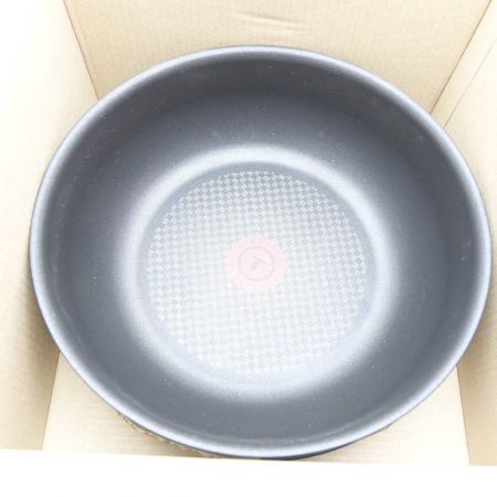  T-fal ティファール 鍋　フライパン　INGENIO NEO 6　取手1つ欠品 一部地域を除き送料無料