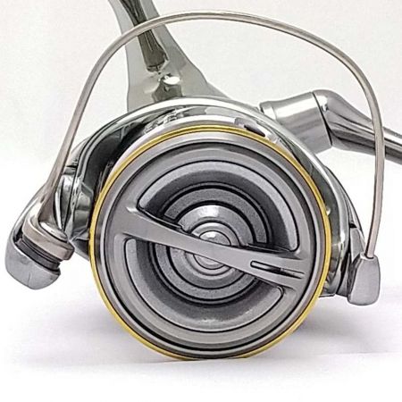  SHIMANO シマノ スピニングリール 18 STELLA C3000XG 18 STELLA C3000XG