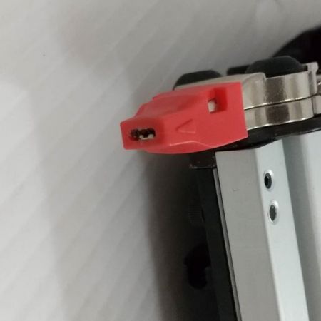  HITACHI 日立 コードレスピン釘打機  NP 14DSL 【一部地域を除き送料無料】