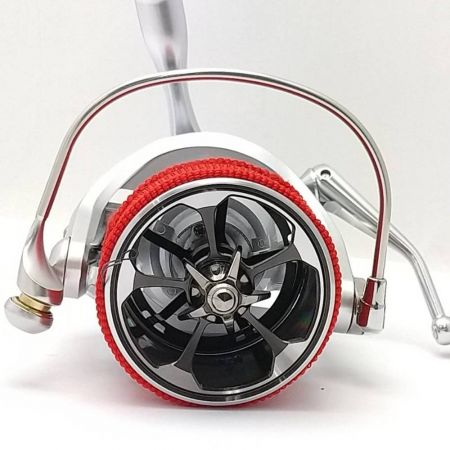  DAIWA ダイワ スピニングリール 替えスプール付 18トーナメントサーフ35 【一部地域を除き送料無料】