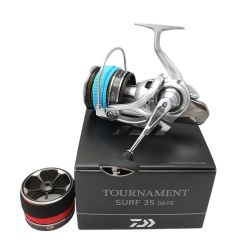 ◆◆ DAIWA ダイワ スピニングリール 替えスプール付き 18TOURNAMENT SURF35 08PE 【一部地域を除き送料無料】 Bランク