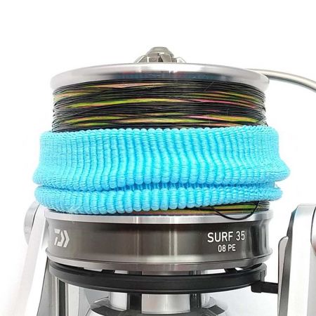  DAIWA ダイワ スピニングリール 替えスプール付き 18TOURNAMENT SURF35 08PE 【一部地域を除き送料無料】