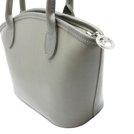  Longchamp ロンシャン ハンドバッグ　レザー　 オリーブ