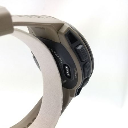  GARMIN タフネス　GPS　アウトドアウォッチ MIL-STD-810G