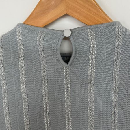  EMPORIO ARMANI エンポリオアルマーニ フレアドレス　SIZE 38 ライトグレー