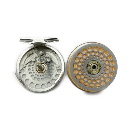  DAIWA ダイワ フライリール　ケース付き Phantom#806