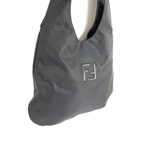  FENDI フェンディ トートバッグ　ナイロン 15062 09 ブラック