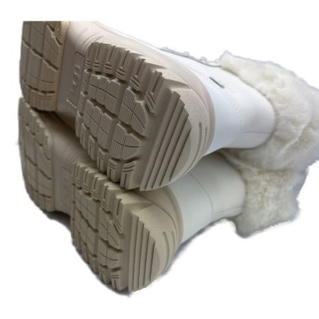  UGG アグ YOSE FLUFF ブーツ　25cm W/1112328 ホワイト
