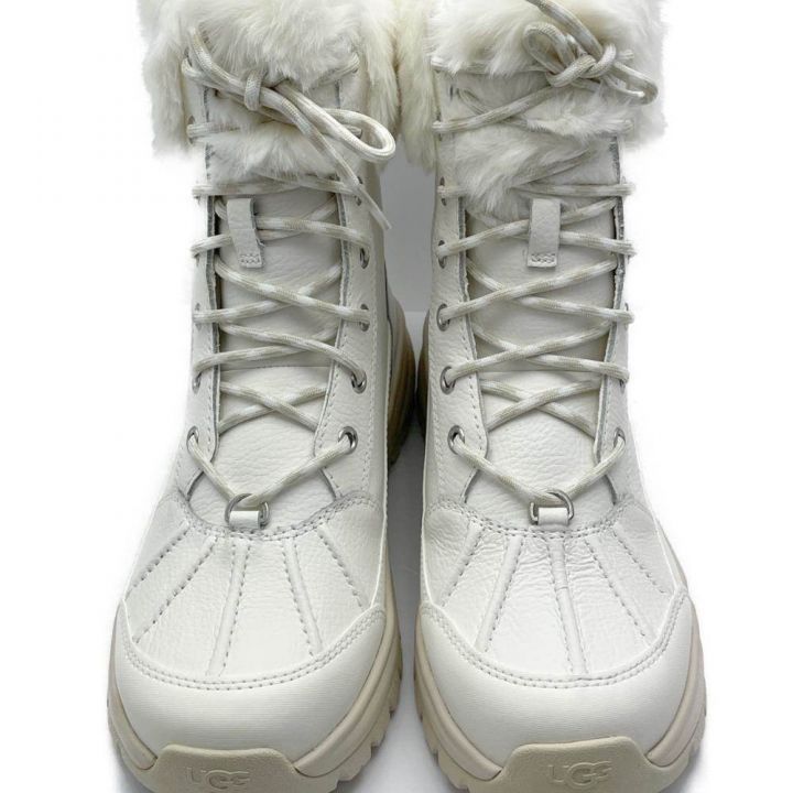 UGG ホワイト 厚底サイドゴアブーツ 8 25センチ UGG ホワイト 厚底サイドゴアブーツ 8 25センチ UGG ホワイト 厚底