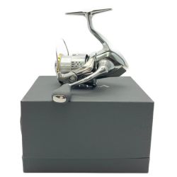 ◆◆ SHIMANO シマノ スピニングリール 18 STELLA C2000SHG 18 STELLA C2000SHG Bランク