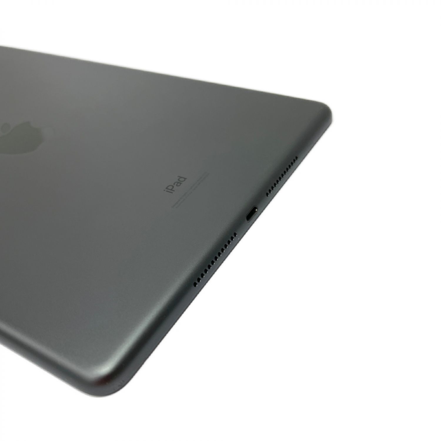 APPLE iPad（第5世代） Wi-Fiモデル 32GB SV