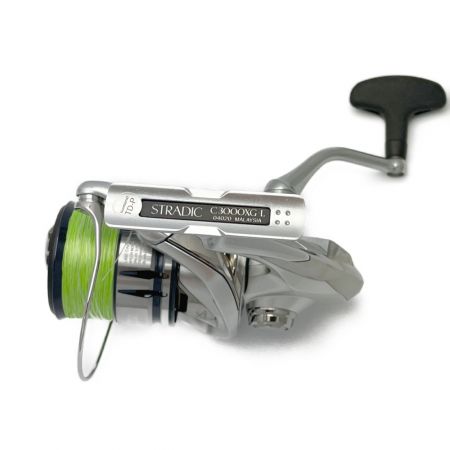  SHIMANO シマノ 19ストラディック C3000XG スピニングリール C3000XG