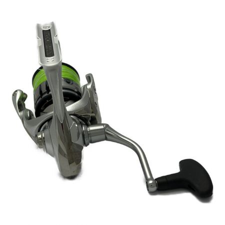  SHIMANO シマノ 19ストラディック C3000XG スピニングリール C3000XG