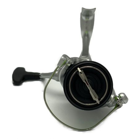  SHIMANO シマノ 19ストラディック C3000XG スピニングリール C3000XG