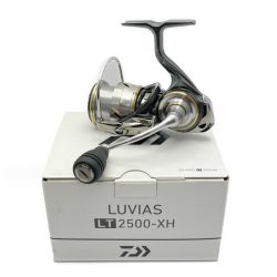 ◆◆ DAIWA ダイワ スピニングリール 20 LUVIAS LT2500-XH ハンドルノブ非純正 20 LUVIAS LT2500-XH Aランク