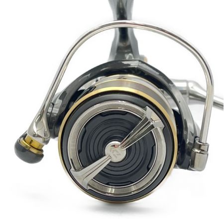  DAIWA ダイワ スピニングリール 20 LUVIAS LT2500-XH ハンドルノブ非純正 20 LUVIAS LT2500-XH