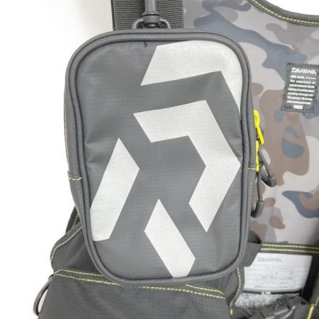  DAIWA ダイワ フローティングジャケット　香水のニオイあり DF-6206 ブラック x イエロー