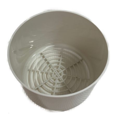   家庭用生ごみ減量乾燥機　パリパリキューブ　ライト　アルファ　2018年製 PCL-33-BWR トリコロール