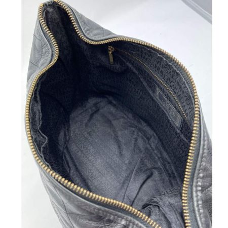  VERSACE ベルサーチ ハンドバッグ　刺繍柄 ブラック