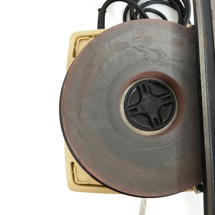 MAKITA マキタ 刃物研磨機 替砥石、外箱付 9820-1 ベージュ - 中古