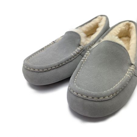  UGG アグ ファーモカシン　ANSLEY　26.0cm ライトグレー
