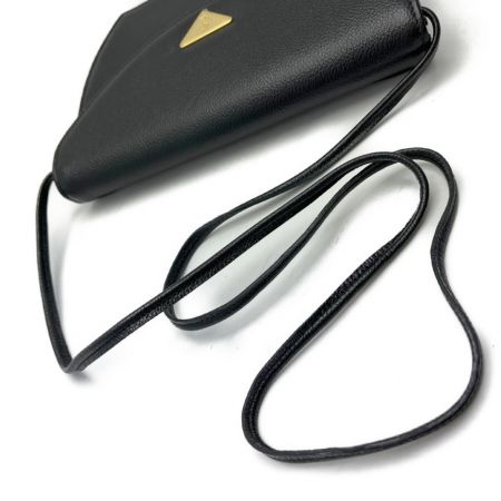  Yves Saint Laurent イブサンローラン  ショルダーバッグ ブラック