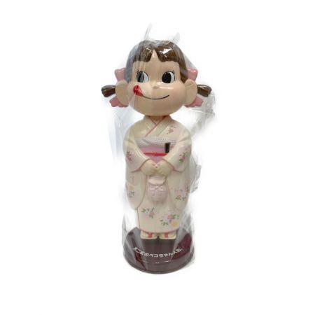  不二家 首振り　ペコちゃん3個セット　振袖　赤、白、黒