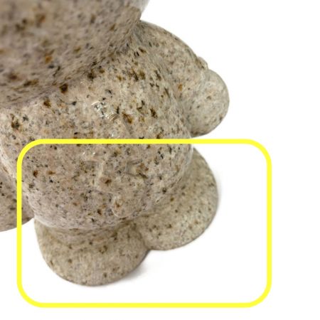   それいけアンパンマン　ドキンちゃん　石像　足元ヨゴレあり 約11ｋｇ　全長34cm